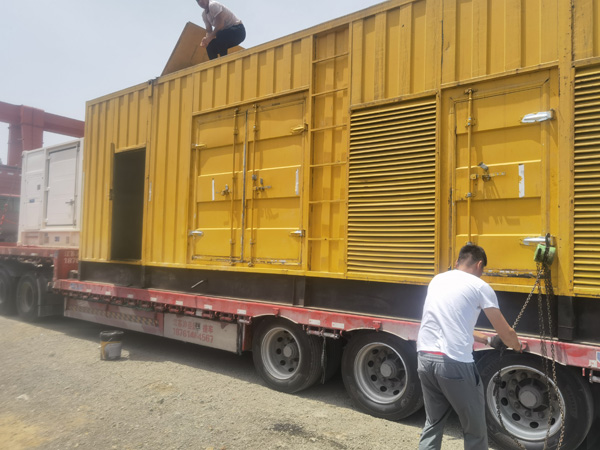 靖宇发电机出租100KW发电机需要什么规格的电缆线？