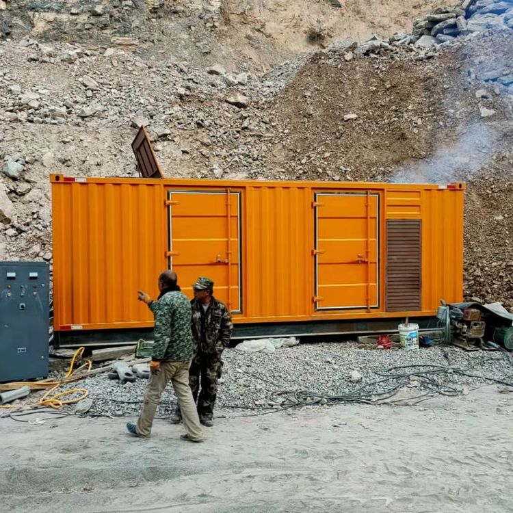 靖宇如何选择适合自己的 800KW 柴油发电机组？