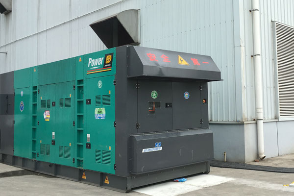 靖宇燃油滤清器的更换流程是怎样的？