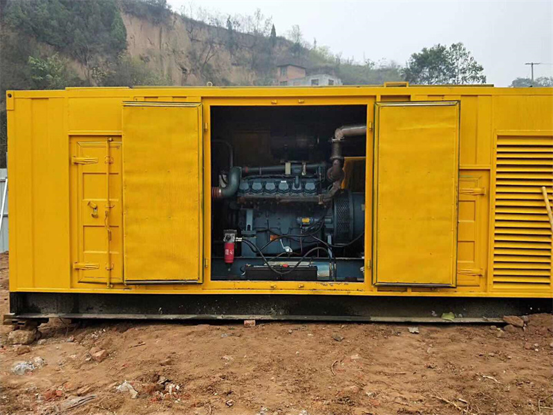 靖宇发电机租赁冷却液的沸点降低到多少时需要更换