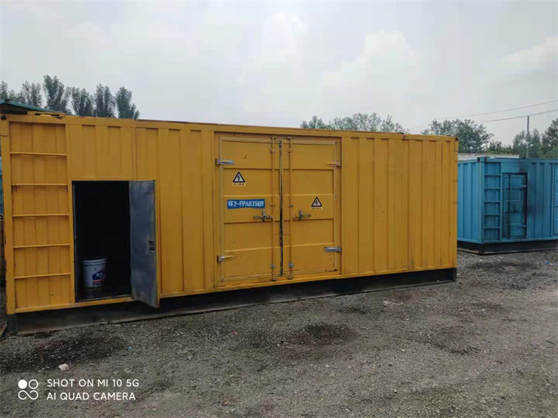 靖宇如何保证发电机组配合光伏储能装置补电系统的稳定性和可靠性？