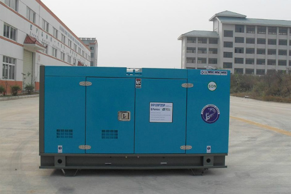 靖宇发电机租赁发电机组的换季保养注意事项