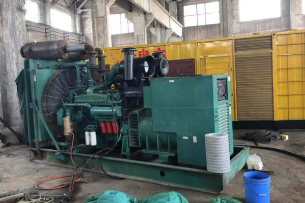 靖宇发电机组的空气滤清器应该如何保养？