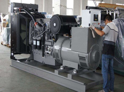 靖宇柴油发电机组和储能设备配合使用的案例