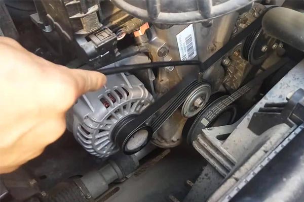 靖宇转速传感器的工作原理是什么？