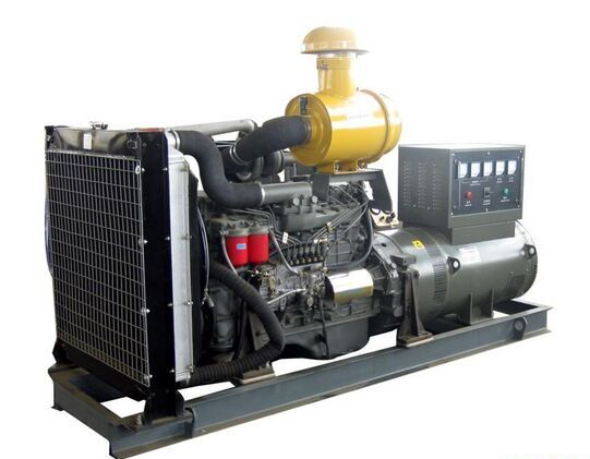 靖宇汽油发电机组冬季保养时，燃油系统需要注意什么？